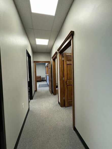 More Photos Of 6693 Transit Rd, Buffalo Freestanding For Lease