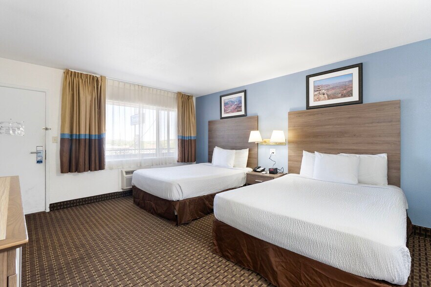 More Photos Of 430 E Route 66, Williams Hotel For Sale