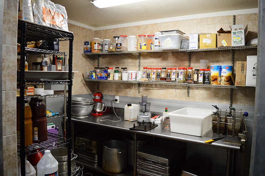 More Photos Of 5701 Orange Ave, Fort Pierce Restaurant For Lease