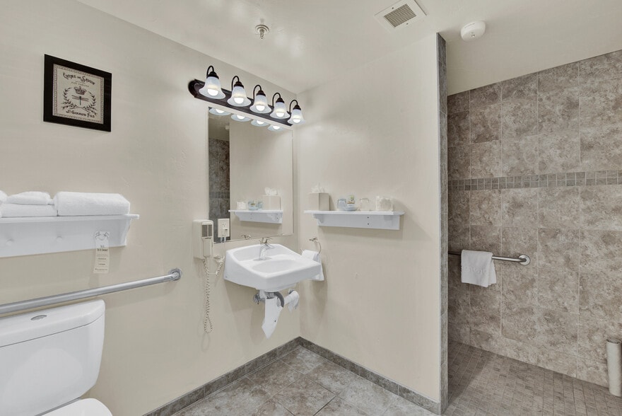 More Photos Of 407 Calle Principal, Monterey Hotel For Sale