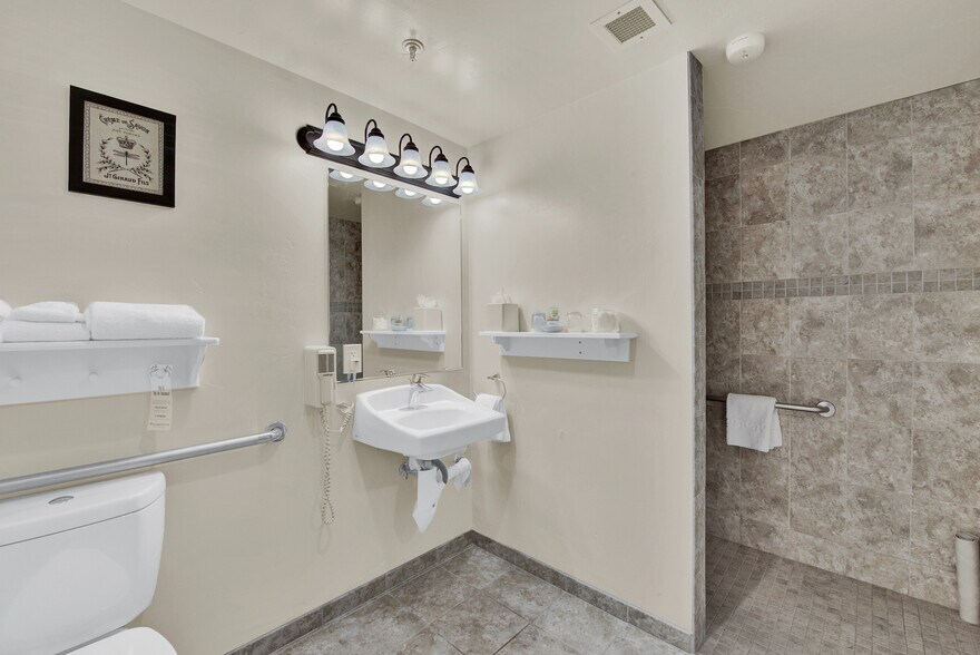 More Photos Of 407 Calle Principal, Monterey Hotel For Sale