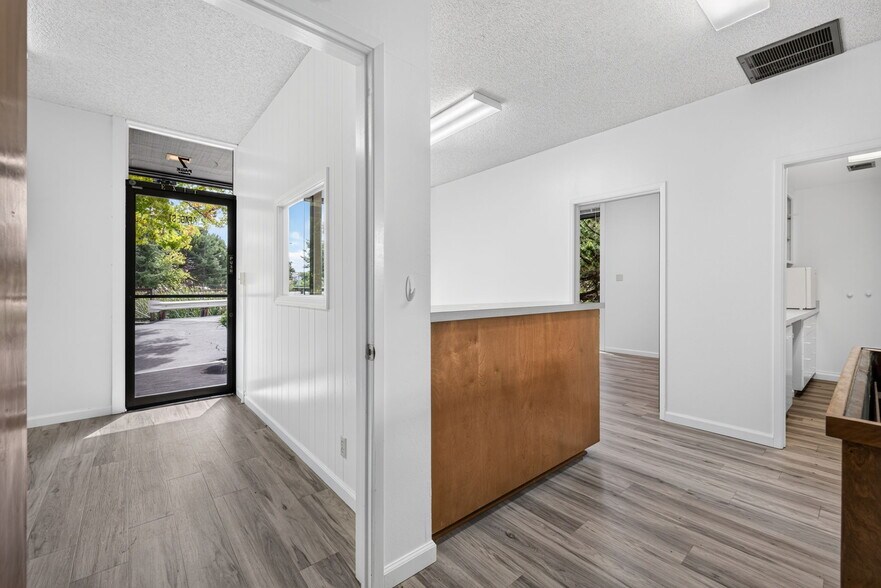More Photos Of 7 Page St, Cotati Medical For Sale