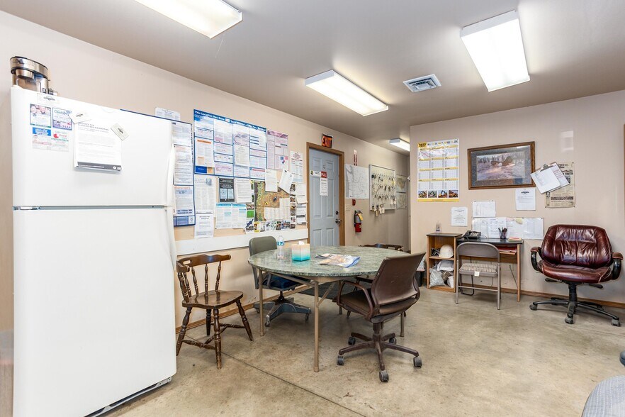 More Photos Of 2105 Terrace Heights Dr, Yakima Industrial For Sale