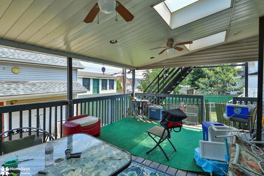 More Photos Of 1337 Washington St, Easton Multifamily For Sale