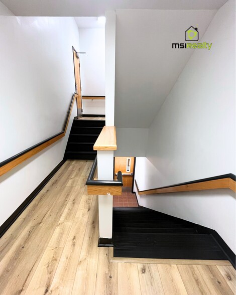 More Photos Of 42-67 Eastern Ave, Saint Johnsbury Loft Creative Space For Lease