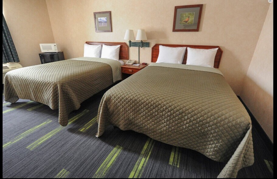 More Photos Of 815 E 8th Ave, Yuma Hotel For Sale