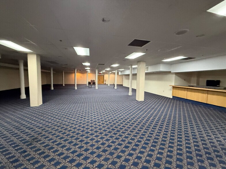 More Photos Of 101 S Progress Ave, Pottsville Hospitality For Sale