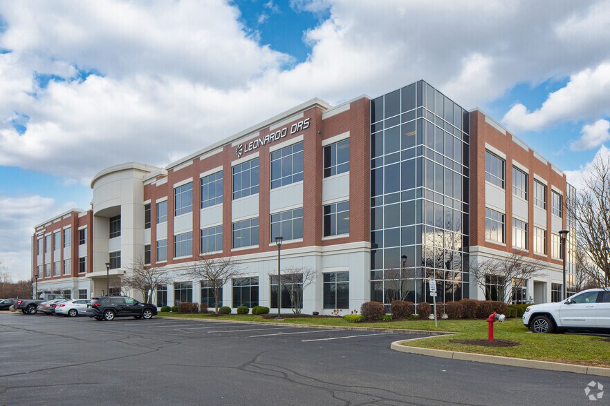 More Photos Of 2601 Mission Point Blvd, Beavercreek Office For Lease