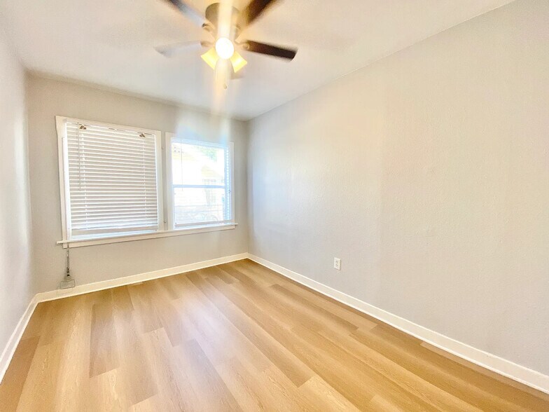 More Photos Of 5724-5726 La Mirada Ave, Los Angeles Apartments For Sale