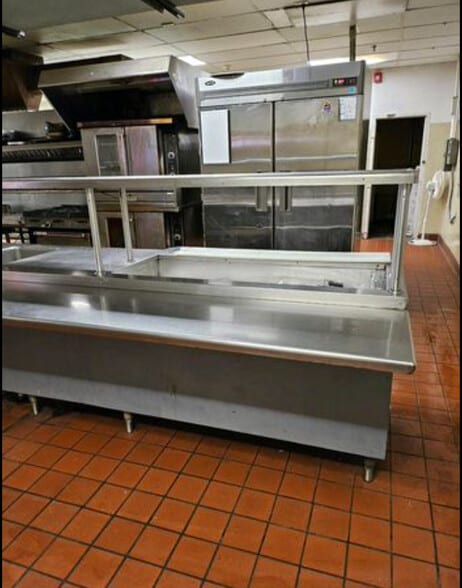 More Photos Of 201 Sugarloaf Rd, Hendersonville Hotel For Sale