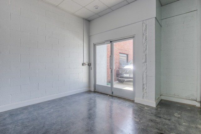 More Photos Of 122 Penn St, El Segundo Light Manufacturing For Lease