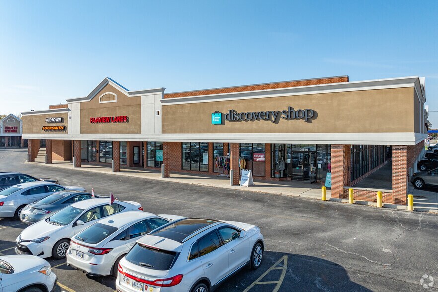 More Photos Of 21593-21929 Lorain Rd, Cleveland Unknown For Lease