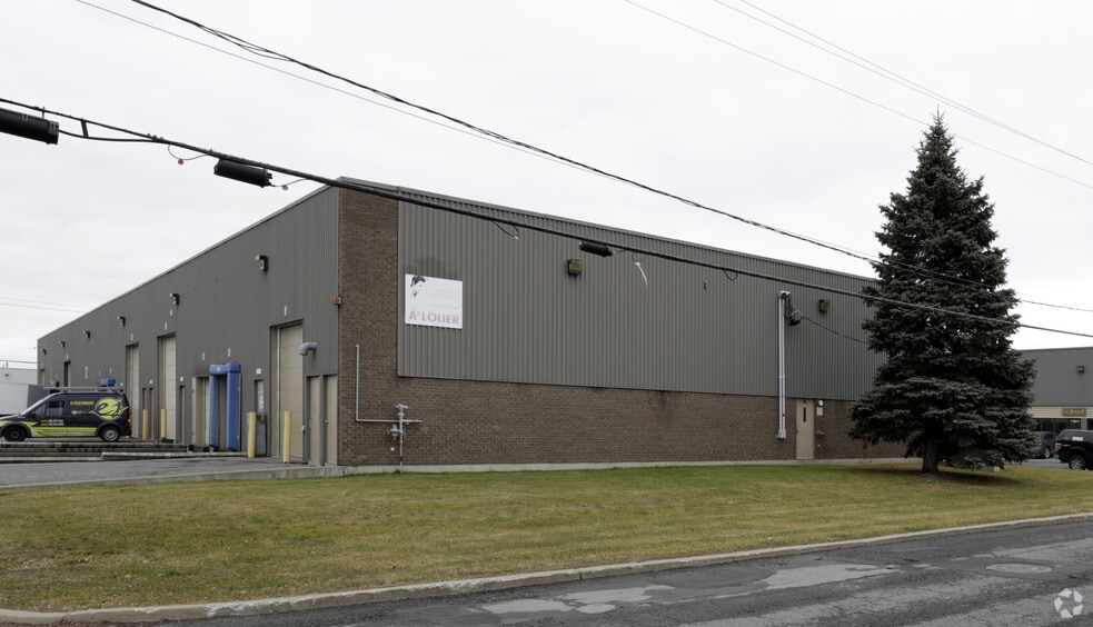 Primary Photo Of 3505 Rue Isabelle, Brossard Warehouse For Lease