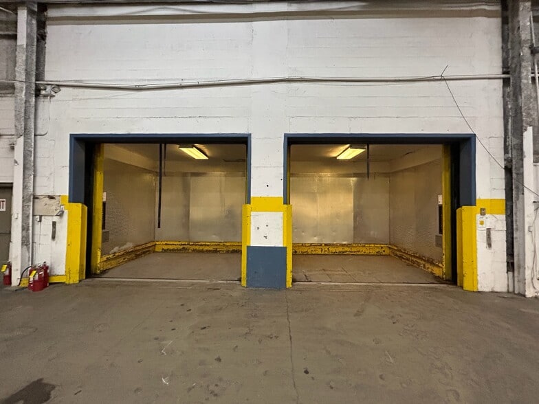 More Photos Of 2201 S Wilmington St, Raleigh Distribution For Lease