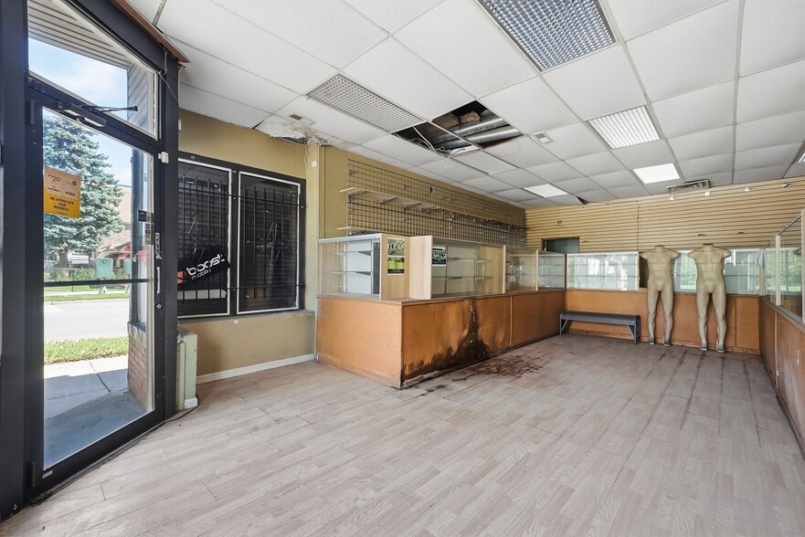 More Photos Of 7100 Morgan St, Chicago Storefront For Sale