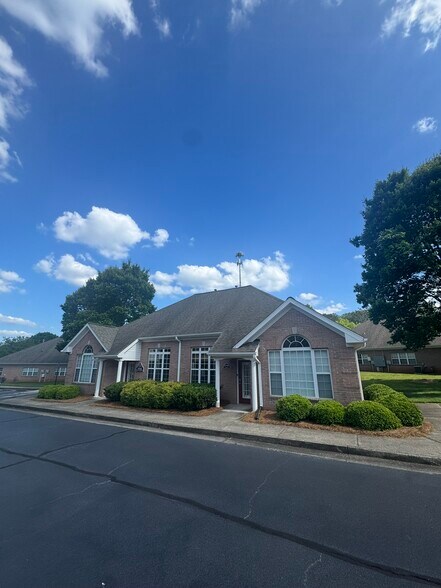More Photos Of , Alpharetta Office For Sale