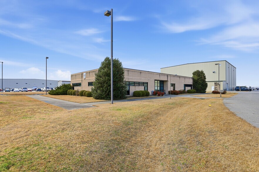 More Photos Of 2772 Rouse Road Ext, Kinston Office For Lease