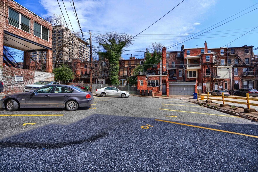 More Photos Of 1025 St. Paul St, Baltimore Apartments For Sale