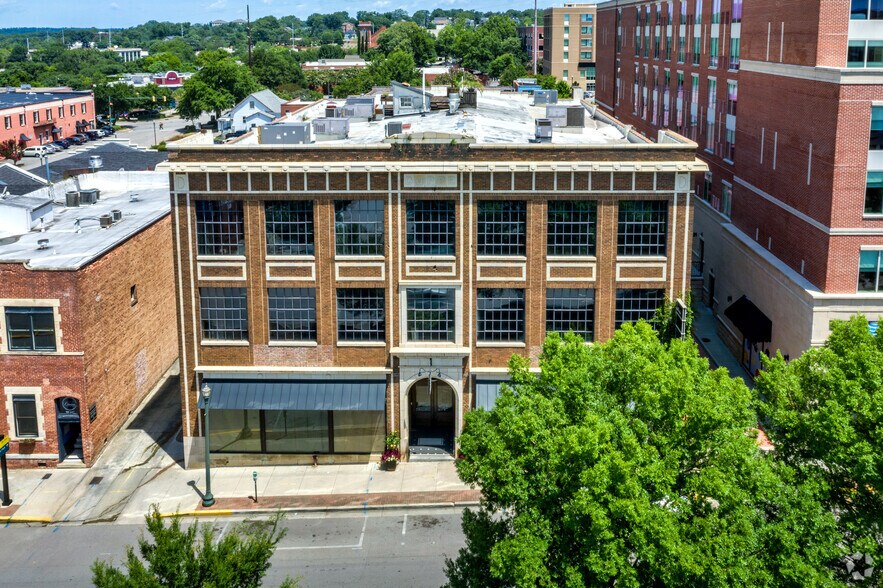 More Photos Of 807 Gervais St, Columbia Office For Sale