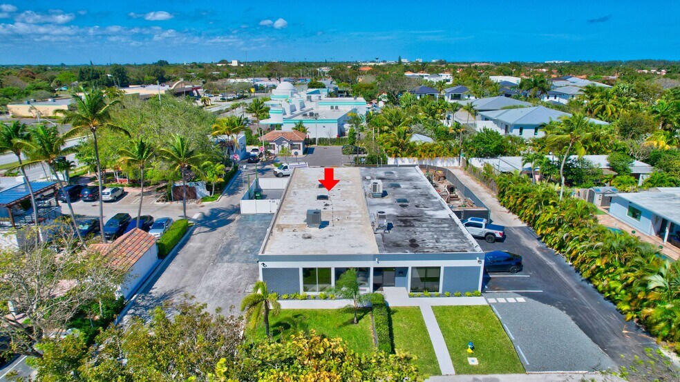 More Photos Of 705 Bond Way, Delray Beach Showroom For Sale