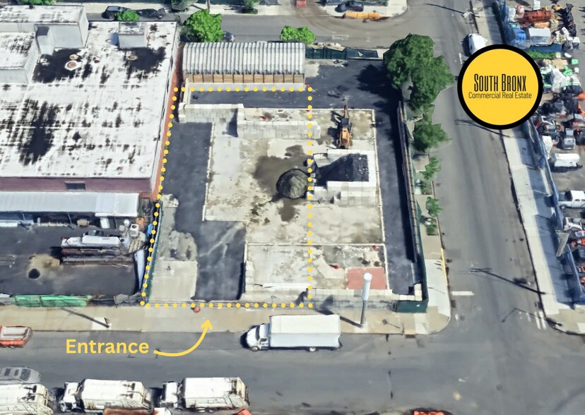 Primary Photo Of 2914 122nd St, Flushing Land For Lease