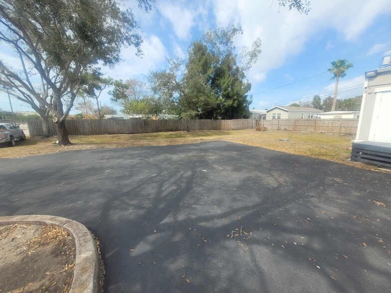 More Photos Of 9200 66th St, Pinellas Park Freestanding For Sale
