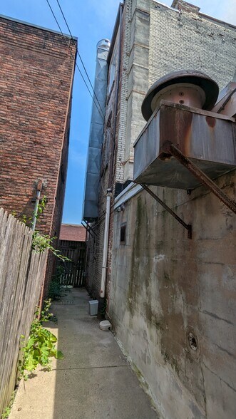 More Photos Of 47, 53-55 Congress Street, Troy General Retail For Sale
