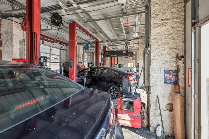 More Photos Of 2245 Murfreesboro Rd, Nashville Carwash For Sale