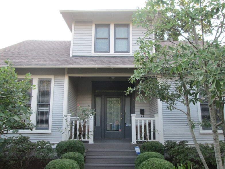 More Photos Of 6 S 14th St, Nashville General Retail For Sale