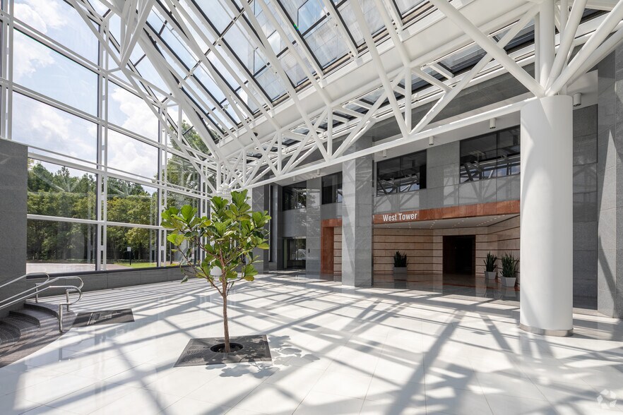 More Photos Of 3200 Windy Hill Rd SE, Atlanta Office For Lease