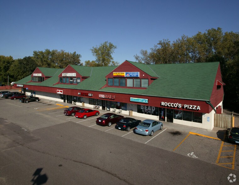 More Photos Of 1949-1981 Geneva Ave N, Oakdale General Retail For Lease