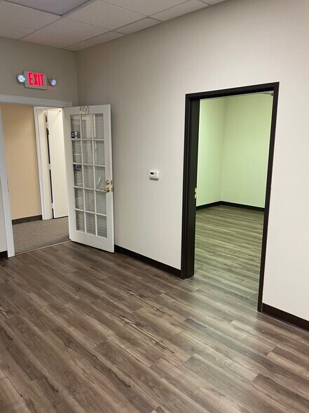 More Photos Of 3121 Cross Timbers Rd, Flower Mound Office For Lease