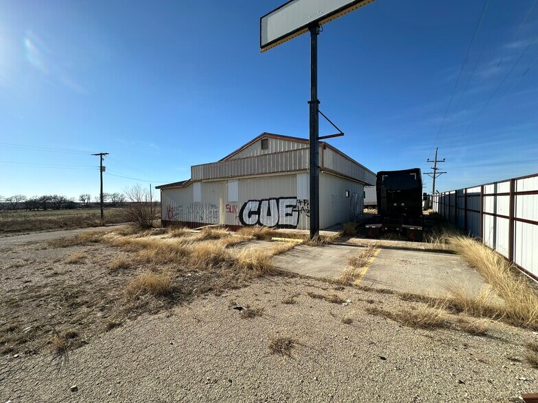 More Photos Of 13570 US Highway 287, Bellevue Auto Repair For Sale