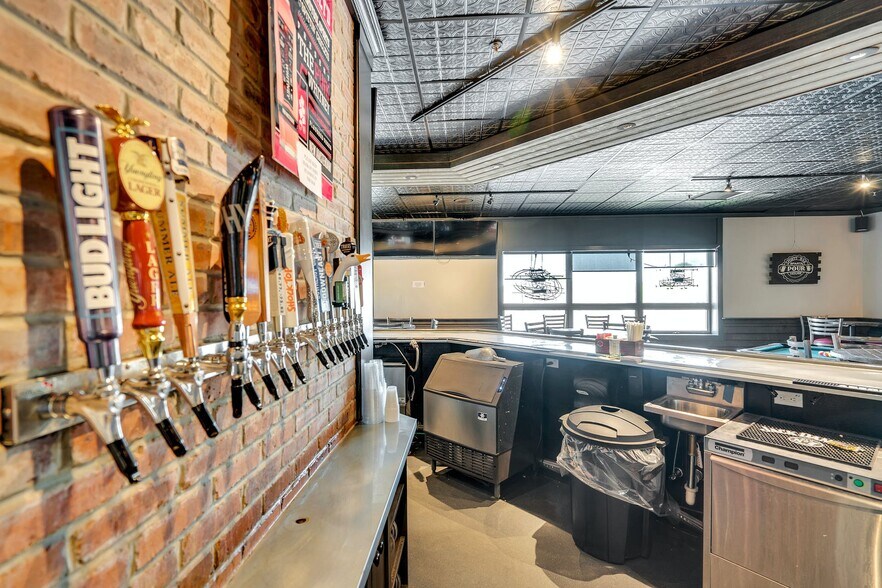 More Photos Of 83 Woodport Rd, Sparta Bowling Alley For Sale