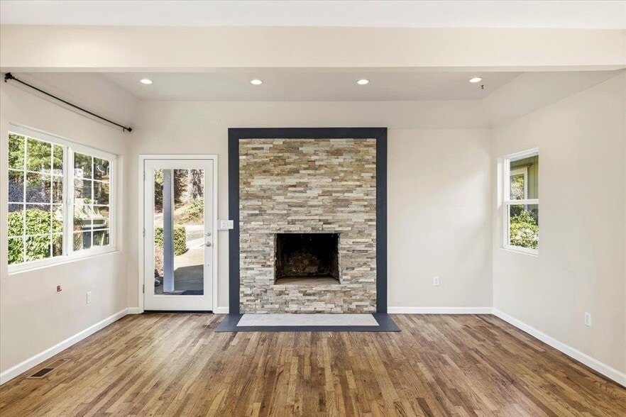 More Photos Of 2611 Nevada City Hwy, Grass Valley Specialty For Sale