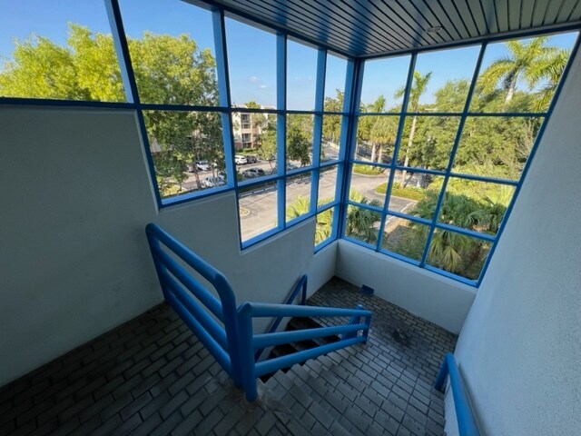 More Photos Of 15700 NW 67th Ave, Miami Lakes Medical For Lease