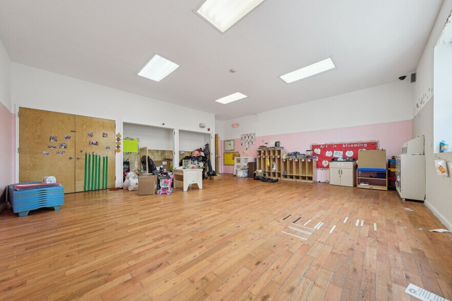 More Photos Of 351 Sand Ln, Staten Island Daycare Center For Sale