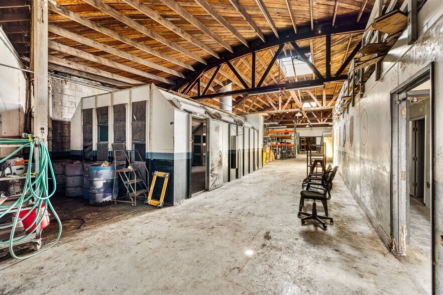 More Photos Of 5417 Adeline St, Oakland Auto Repair For Sale