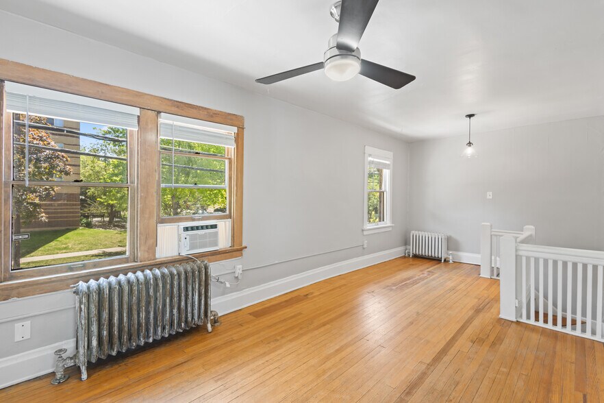 More Photos Of 1400 Detroit St, Denver Apartments For Sale
