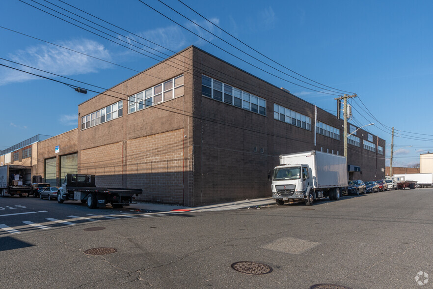 Primary Photo Of 149-10 183rd St, Jamaica Warehouse For Lease