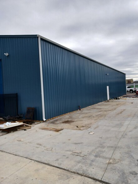 Primary Photo Of 9510 Seward Rd, Fairfield Warehouse For Lease