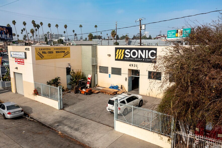 More Photos Of 4931 Venice Blvd, Los Angeles Storefront For Lease