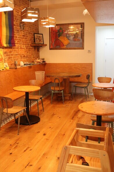 More Photos Of 3101 E Baltimore St, Baltimore General Retail For Sale