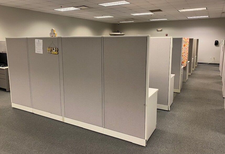 More Photos Of 122 Hills Plz, Charleston Office For Lease