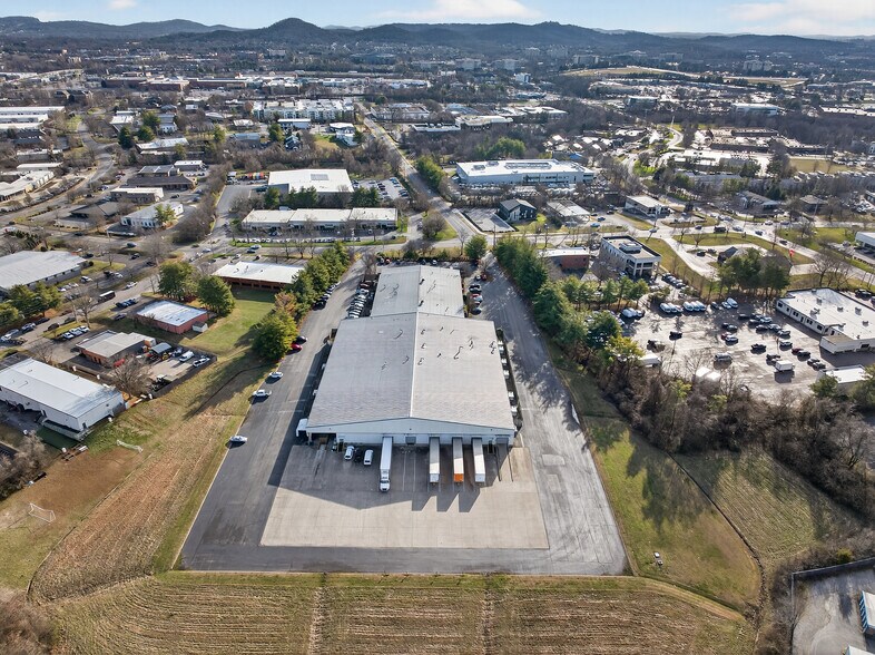 More Photos Of 147 Seaboard Ln, Franklin Warehouse For Sale