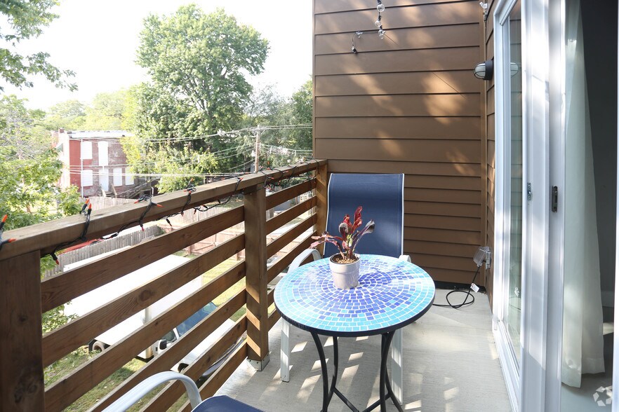 More Photos Of 4321 Manchester Ave, Saint Louis Apartments For Sale