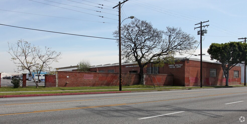 More Photos Of 2800-2932 E 54th St, Vernon Warehouse For Lease