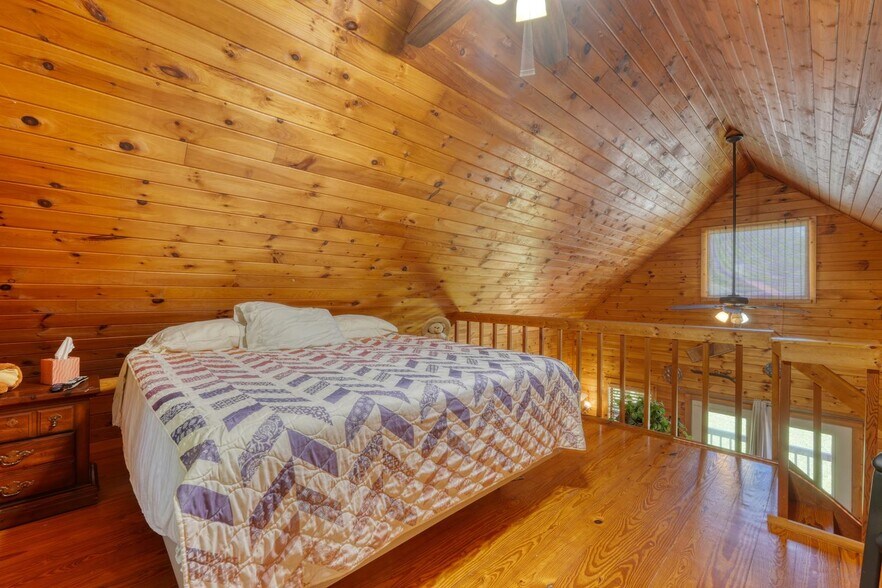 More Photos Of 23 & 60 Greenbriar Hwy, Blairsville Office For Sale