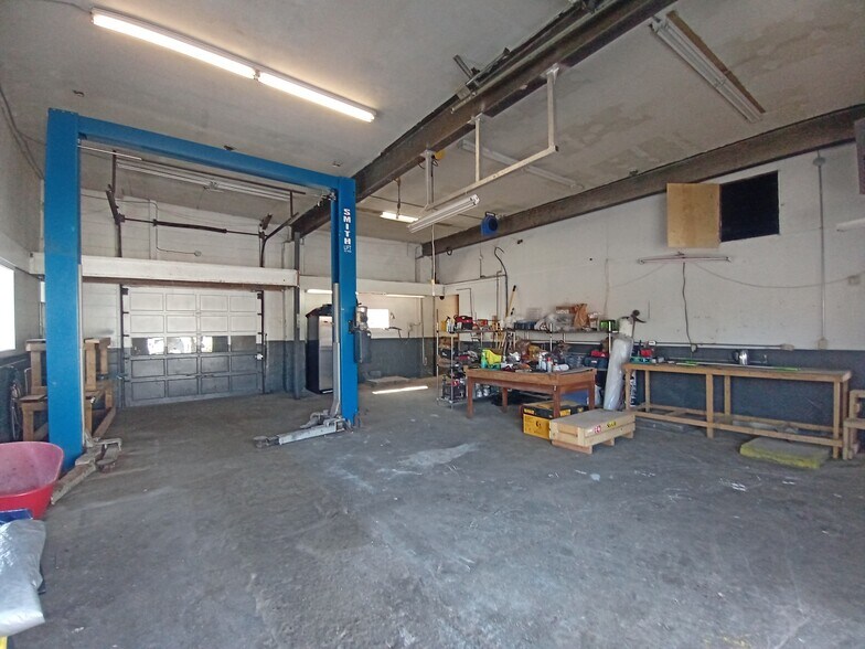 More Photos Of 80 Townline Rd W, Carleton Place General Retail For Sale