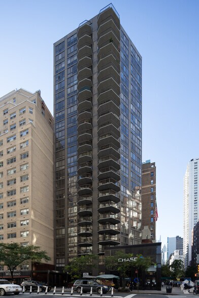 More Photos Of 360 E 57th St, New York Apartments For Lease